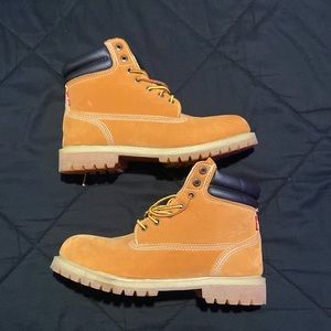 Men’s Levi’s boots Hardly worn